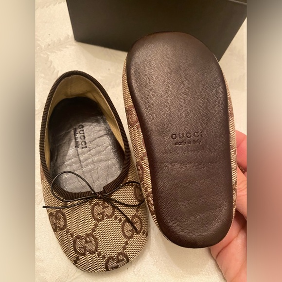 Baby Gucci shoes with shoe bag and original box - Picture 5 of 6